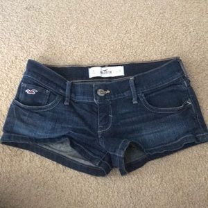 Hollister- Jean Shorts